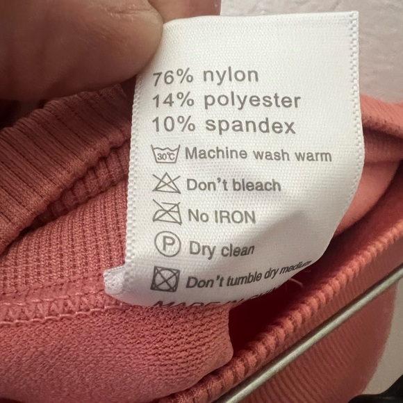 Hera Hero woman’s Hot Pink crop leggings in small New - Picture 4 of 4